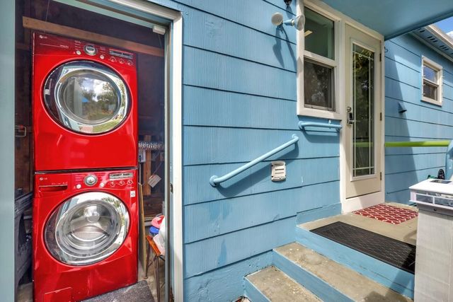 1028 Upland Road, West Palm Beach, FL 33401