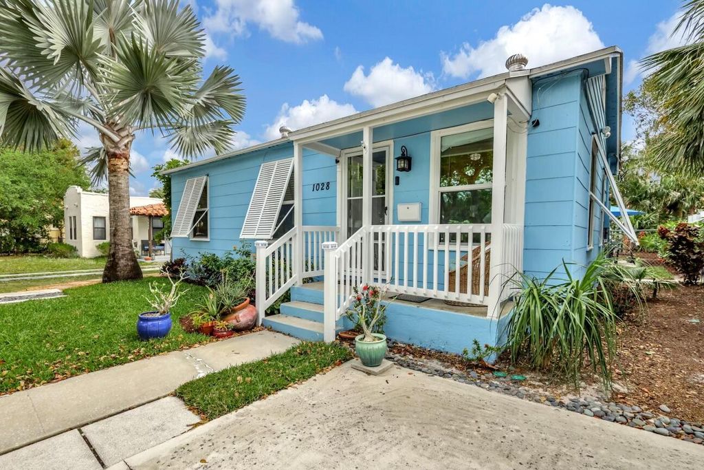 1028 Upland Road, West Palm Beach, FL 33401