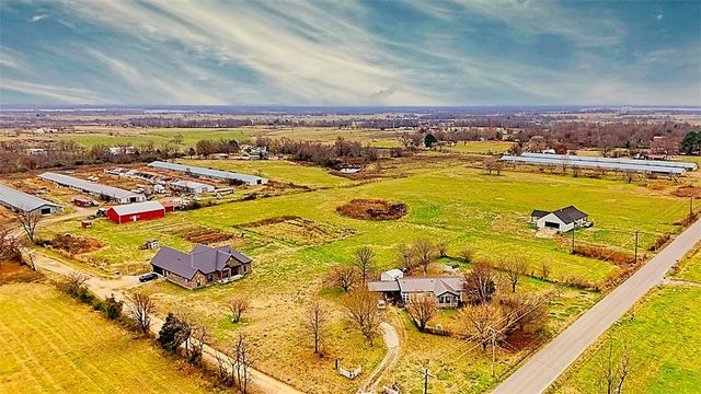 8778 Tycoon Road, Bentonville, AR 72713