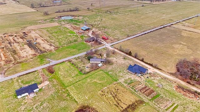 8778 Tycoon Road, Bentonville, AR 72713