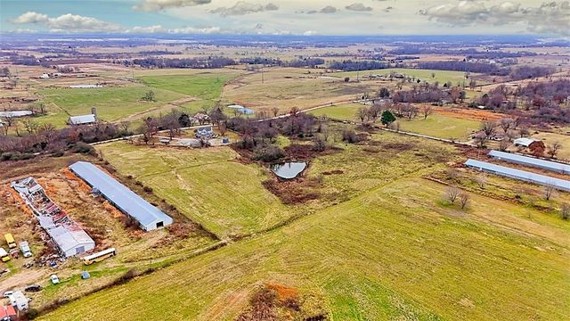 8778 Tycoon Road, Bentonville, AR 72713