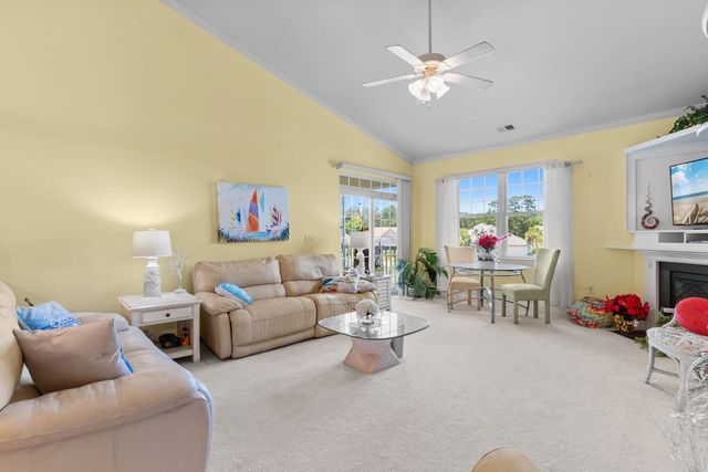700 Pickering Dr Unit 202, Murrells Inlet, SC 29576