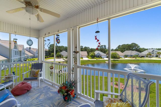 700 Pickering Dr Unit 202, Murrells Inlet, SC 29576