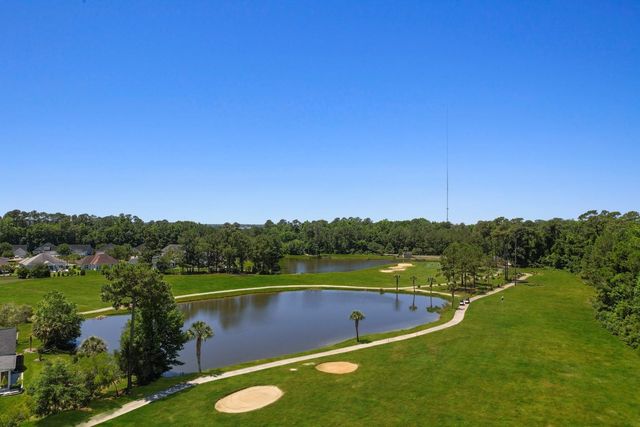 700 Pickering Dr Unit 202, Murrells Inlet, SC 29576