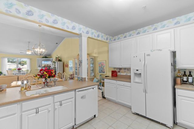 700 Pickering Dr Unit 202, Murrells Inlet, SC 29576