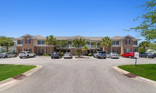 700 Pickering Dr Unit 202, Murrells Inlet, SC 29576