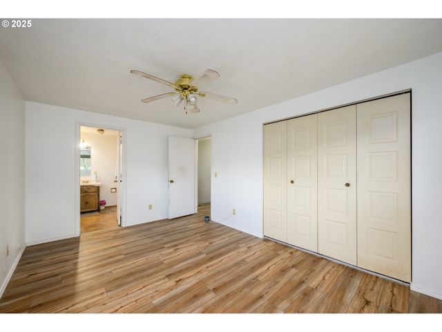 125 SUSAN St, Myrtle Creek, OR 97457