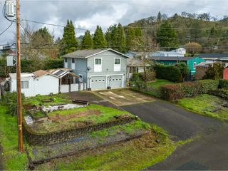125 SUSAN St, Myrtle Creek, OR 97457