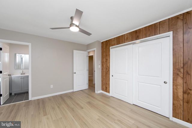 2 S SUNSET RD, Willingboro, NJ 08046