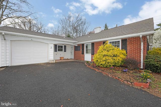 2 S SUNSET RD, Willingboro, NJ 08046