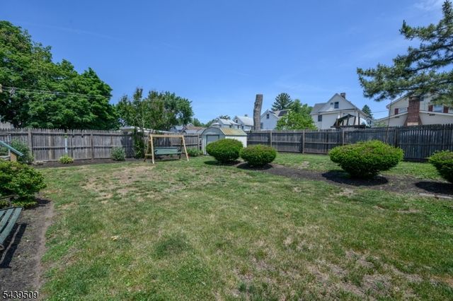 202 Grove St, North Plainfield Boro, NJ 07060