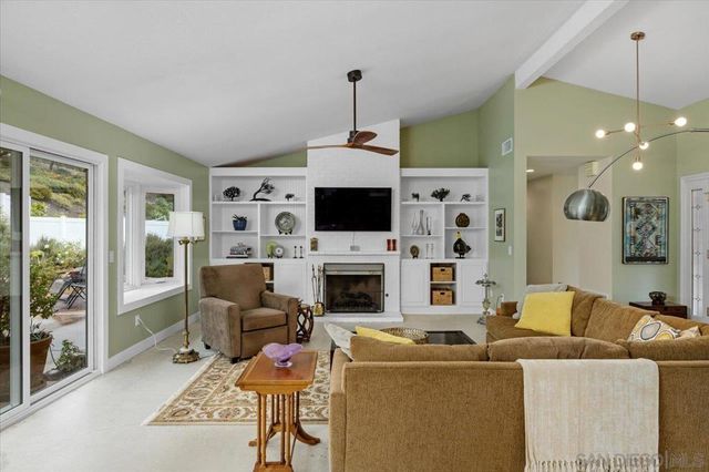 1510 VENTANA, Escondido, CA 92029