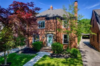 1913 Staunton Road, Cleveland Heights, OH 44118
