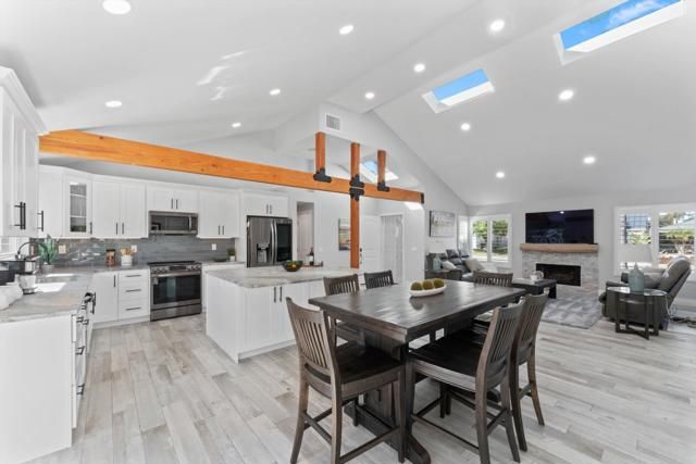 1125 Lake Ridge Drive, San Marcos, CA 92078