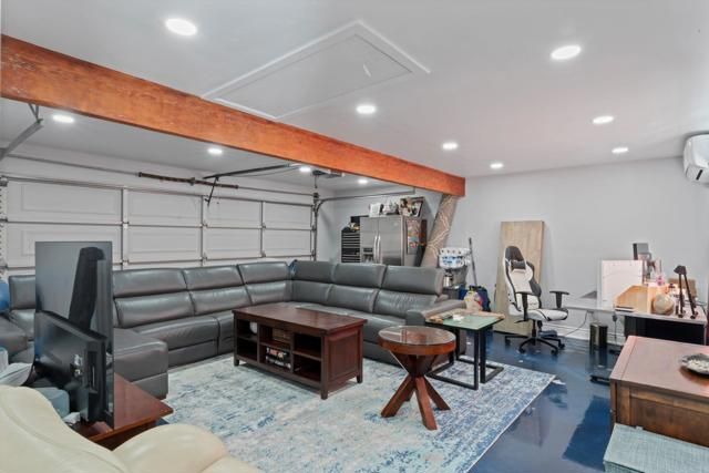 1125 Lake Ridge Drive, San Marcos, CA 92078