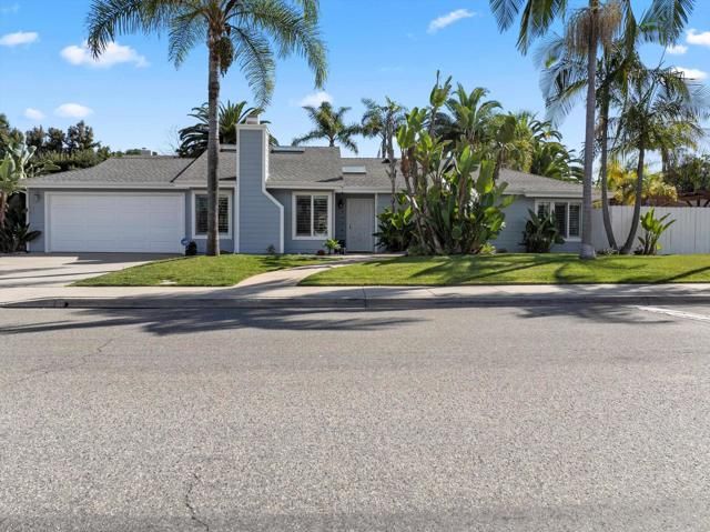 1125 Lake Ridge Drive, San Marcos, CA 92078