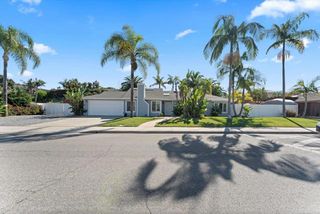 1125 Lake Ridge Drive, San Marcos, CA 92078