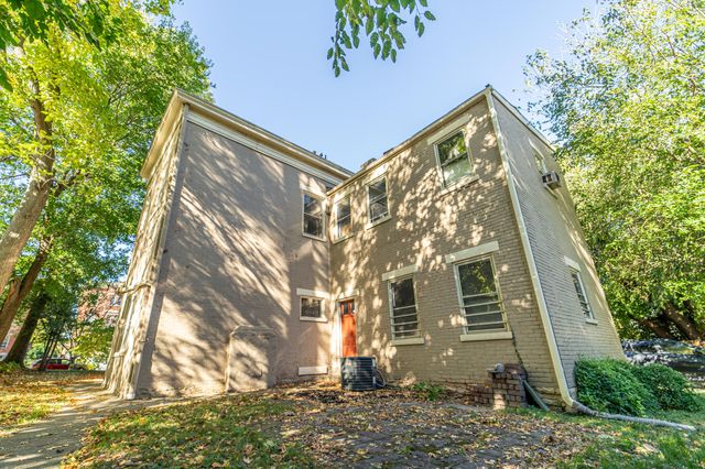 526 Greenup Street, Covington, KY 41011