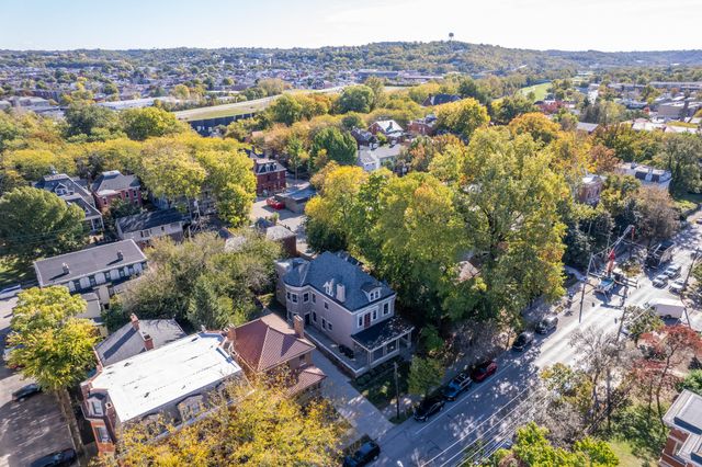 526 Greenup Street, Covington, KY 41011