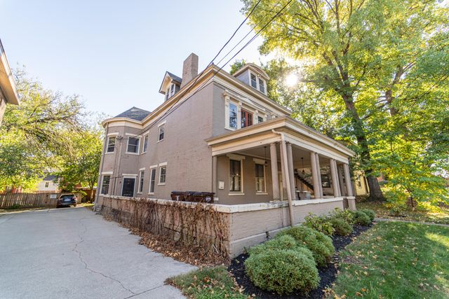 526 Greenup Street, Covington, KY 41011