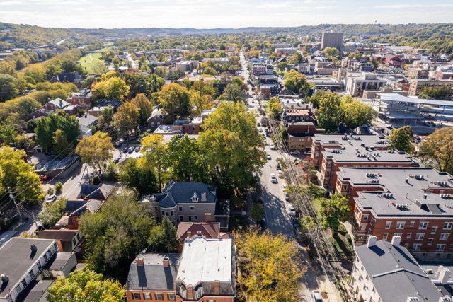 526 Greenup Street, Covington, KY 41011