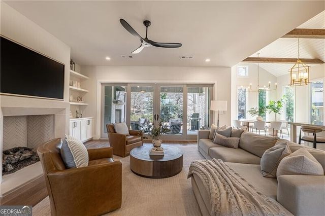 135 Mayfield Circle, Alpharetta, GA 30009