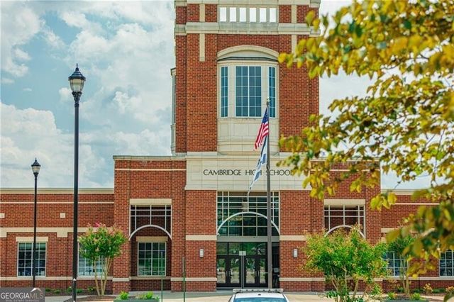 135 Mayfield Circle, Alpharetta, GA 30009