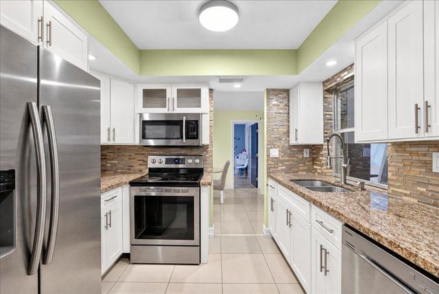 4911 NW 14TH, Deerfield Beach, FL 33064