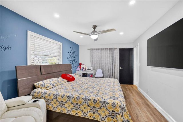4911 NW 14TH, Deerfield Beach, FL 33064