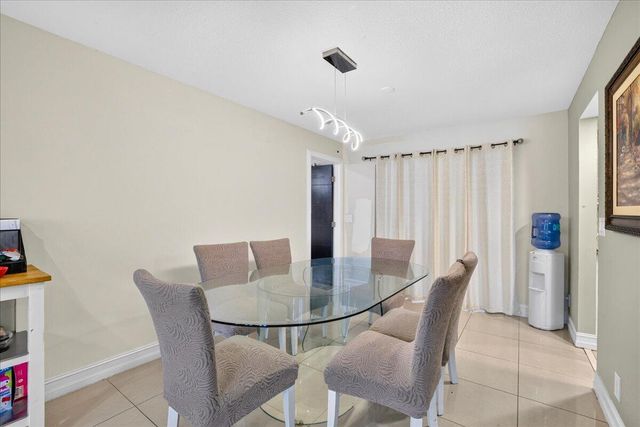4911 NW 14TH, Deerfield Beach, FL 33064