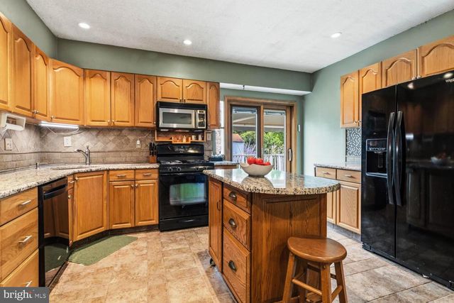 2936 ELLIOTT AVE, Willow Grove, PA 19090