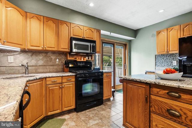 2936 ELLIOTT AVE, Willow Grove, PA 19090