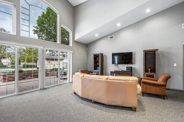 8691 E Dry Creek Road 825, Englewood, CO 80112