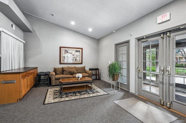 8691 E Dry Creek Road 825, Englewood, CO 80112
