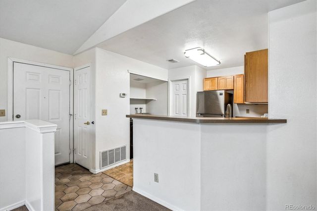 8691 E Dry Creek Road 825, Englewood, CO 80112