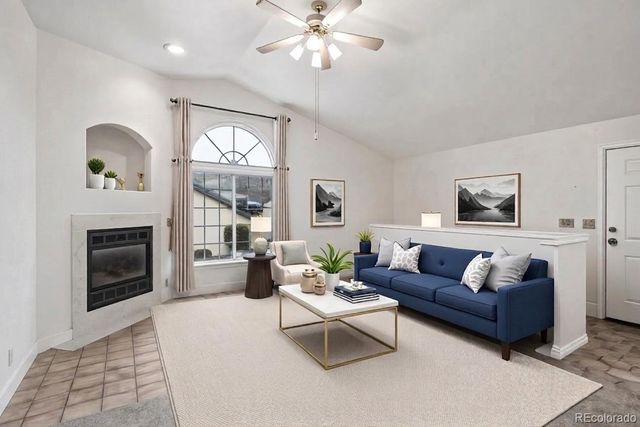 8691 E Dry Creek Road 825, Englewood, CO 80112