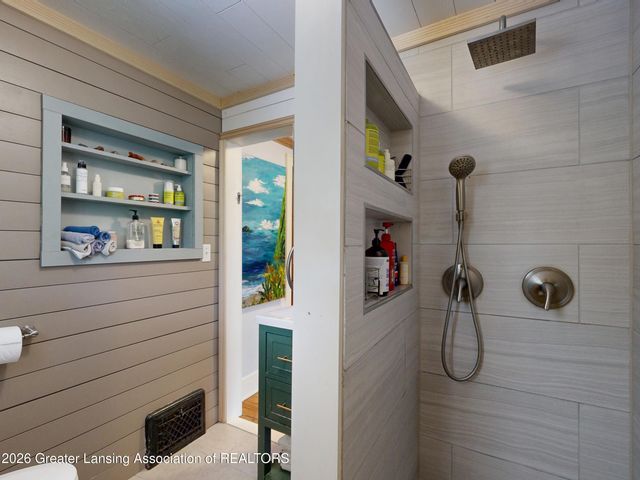 320 Oakhill Avenue, East Lansing, MI 48823