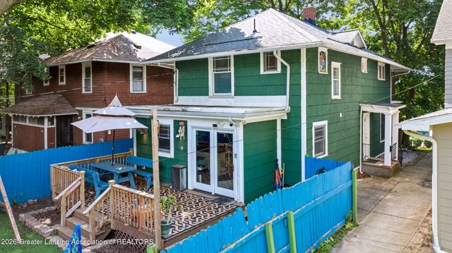 320 Oakhill Avenue, East Lansing, MI 48823