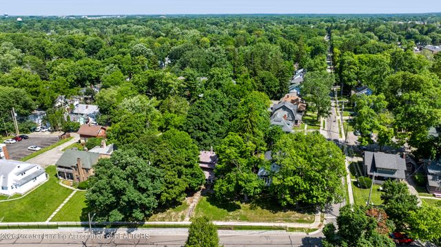 320 Oakhill Avenue, East Lansing, MI 48823