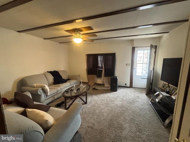769 FAIRGROUND AVE, Chambersburg, PA 17201