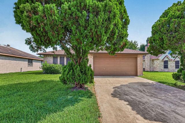 7530 Gulfbriar Place, Houston, TX 77489