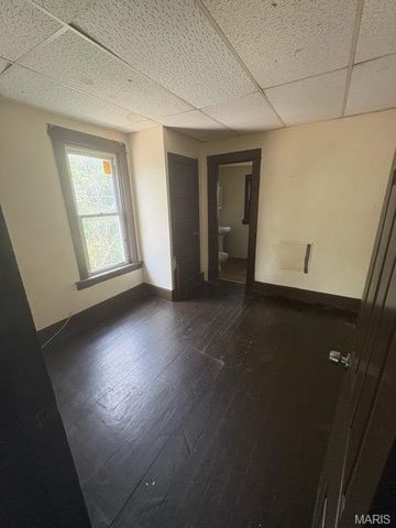 5504 Jennings Station Road, St Louis, MO 63136