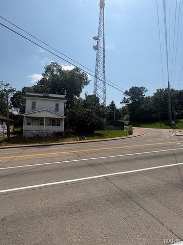 5504 Jennings Station Road, St Louis, MO 63136