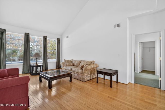 76 Portland Street, Barnegat, NJ 08005