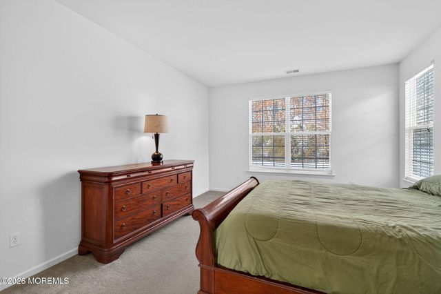 76 Portland Street, Barnegat, NJ 08005