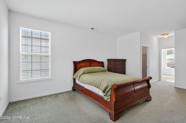 76 Portland Street, Barnegat, NJ 08005