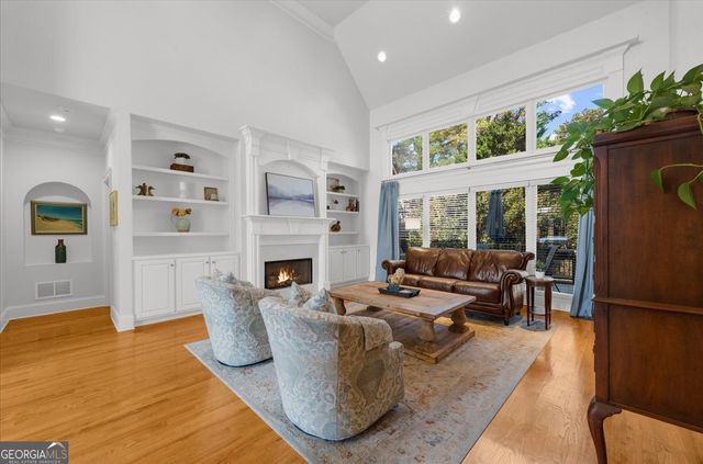 4638 Manor Drive, Gainesville, GA 30506