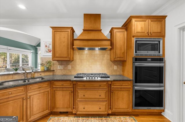 4638 Manor Drive, Gainesville, GA 30506