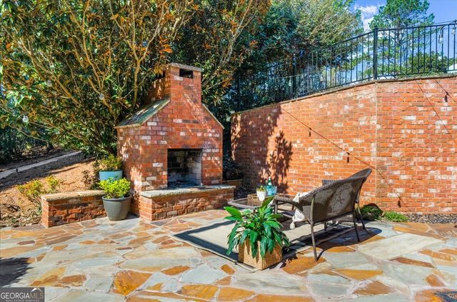 4638 Manor Drive, Gainesville, GA 30506