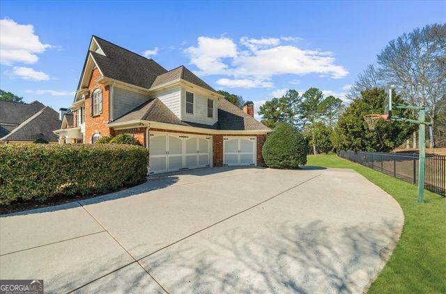 4638 Manor Drive, Gainesville, GA 30506